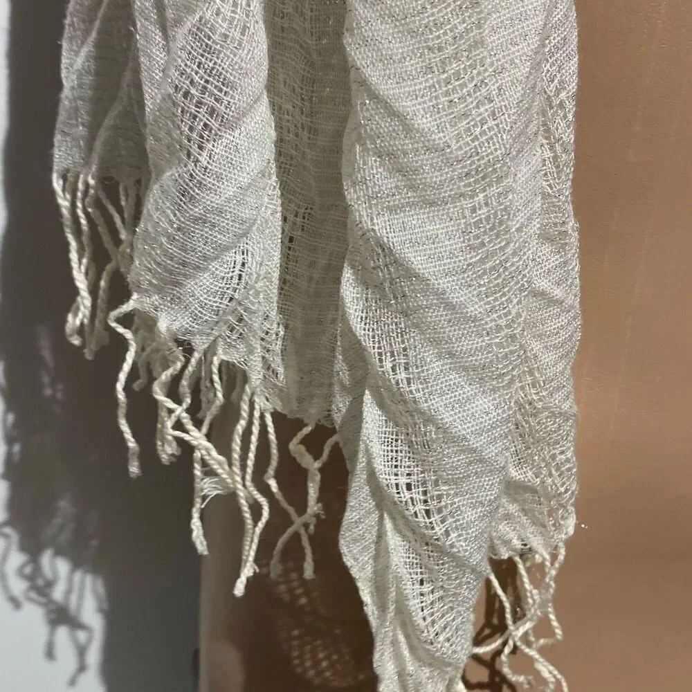 Jones New York Women's Ivory Viscose Soft Tassel Fringe Scarf Wrap Size 24‎ x 82